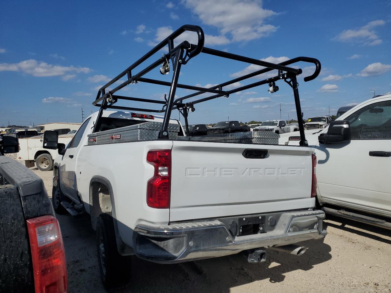 2024 CHEVROLET SILVERADO C2500 HEAVY DUTY VIN:1GC0WLE79RF394369