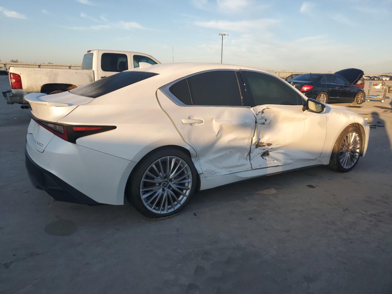 2022 LEXUS IS 300 VIN:JTHDA1D28N5118399