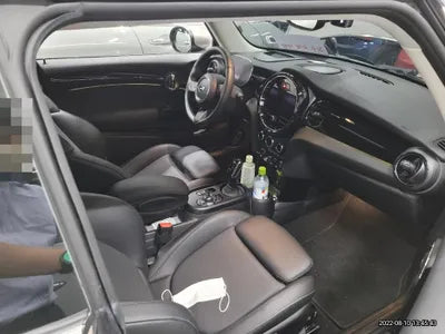 2021 MINI Cooper WMWXY710XM2N47945 VIN:WMWXY710XM2N47945