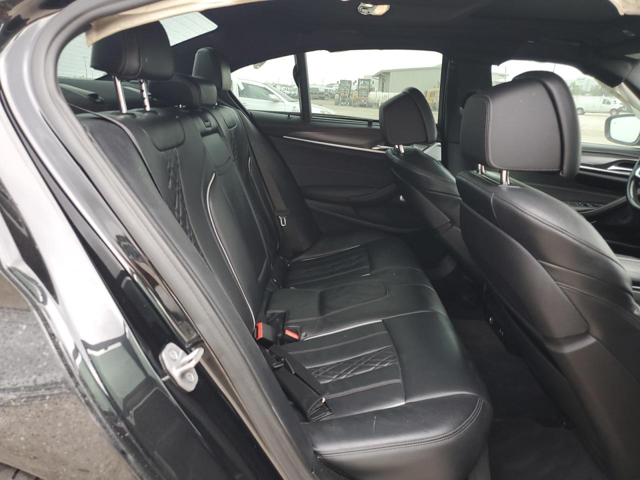 2022 BMW M550XI  VIN:WBA13BK02NCH74485