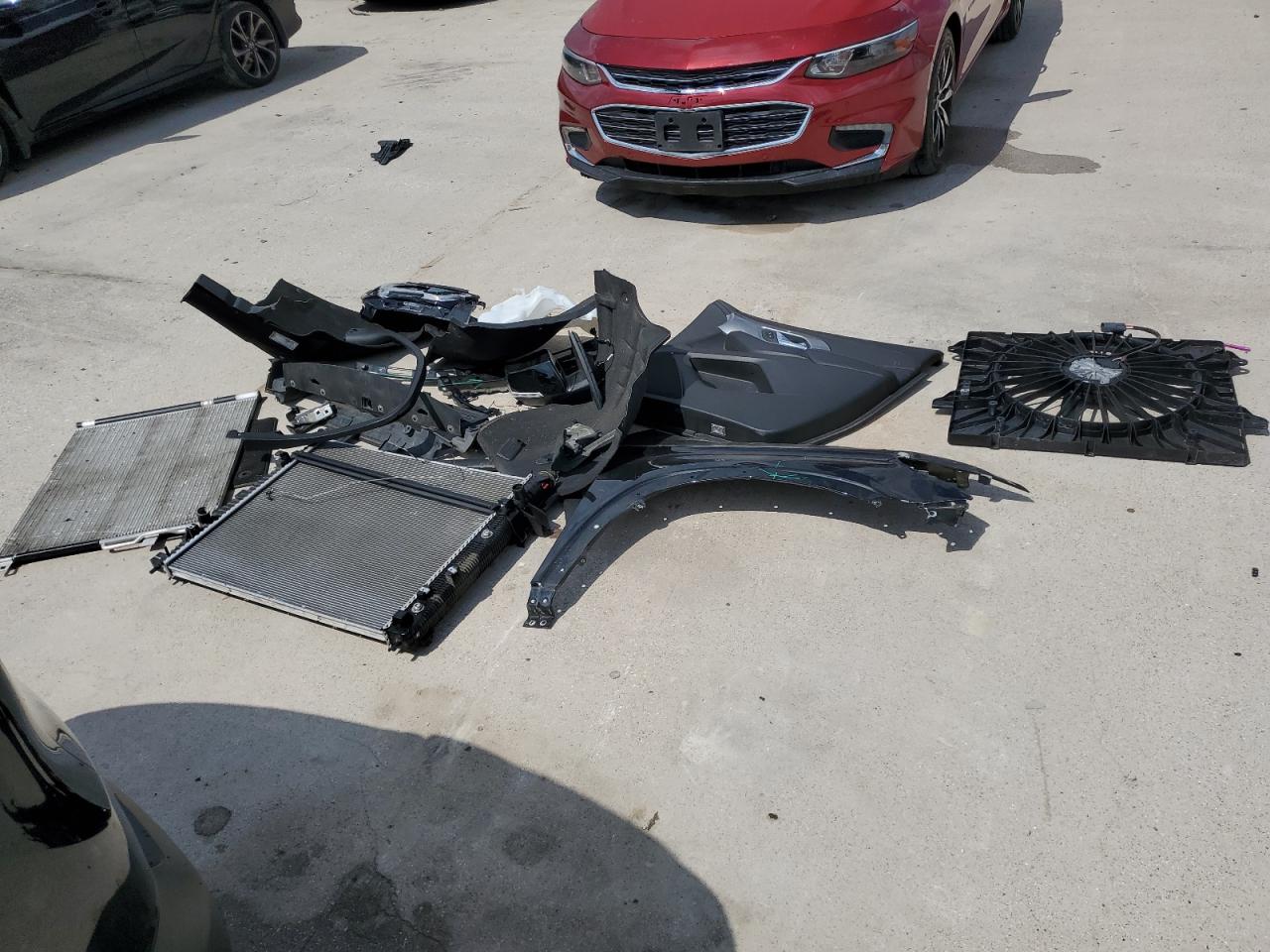 2022 CHEVROLET TRAVERSE LT VIN:1GNERGKW5NJ172040