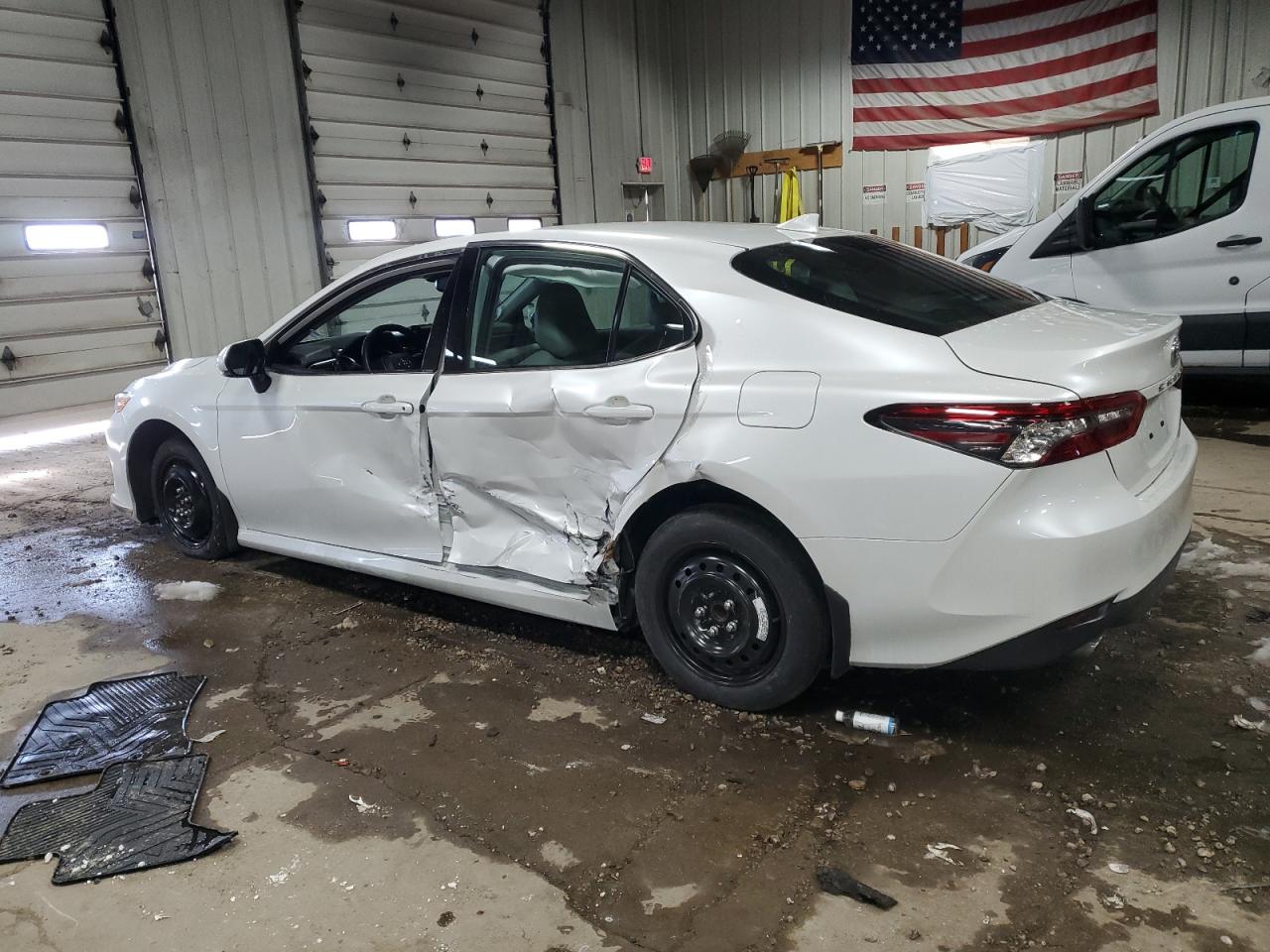 2024 TOYOTA CAMRY XLE VIN:4T1F31AK7RU077537