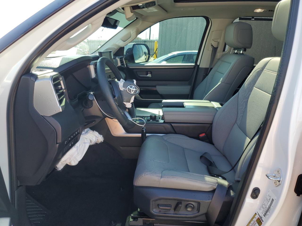 2024 TOYOTA SEQUOIA SR5 VIN:7SVAAABA9RX042917