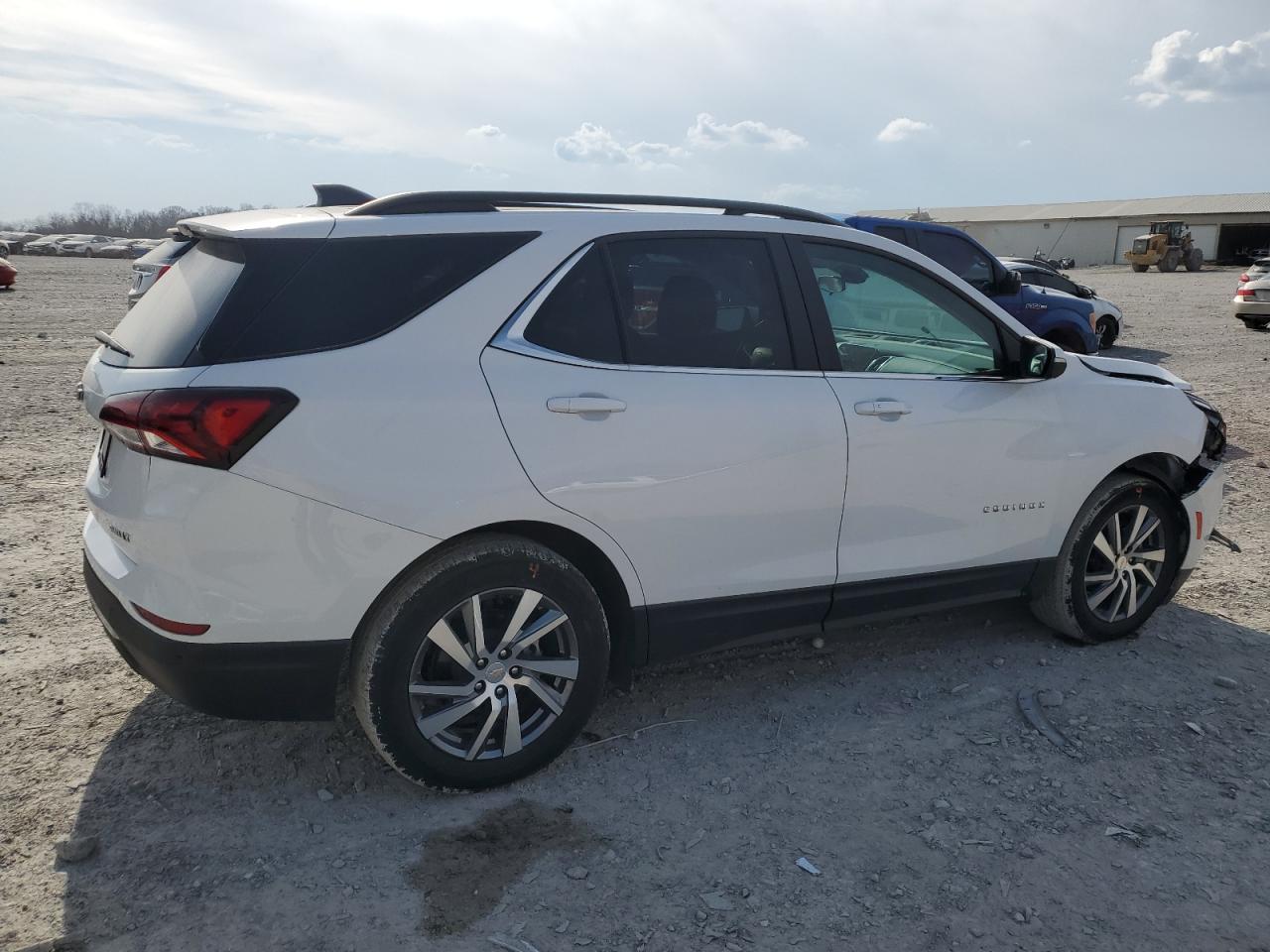 2022 CHEVROLET EQUINOX LT VIN:3GNAXUEVXNL136827