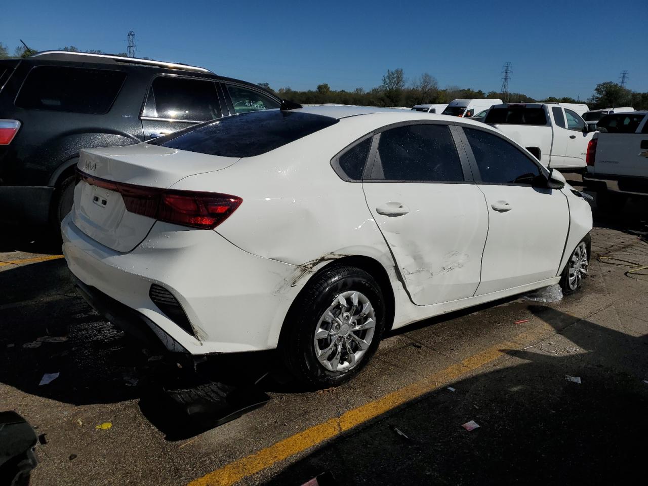 2024 KIA FORTE LX VIN:3KPF24AD1RE822713