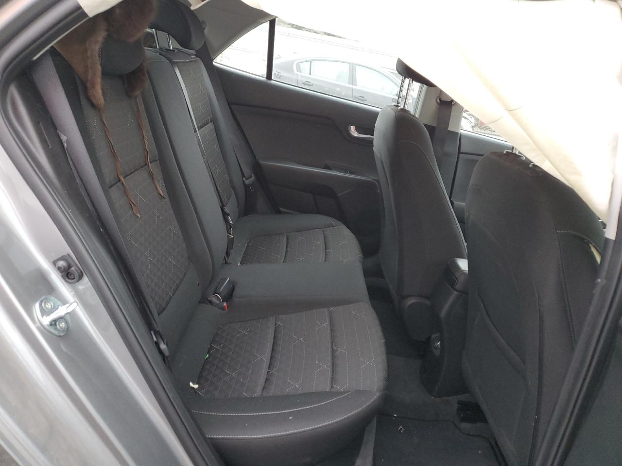 2022 KIA RIO S VIN:WP0AA2A8XNS255297
