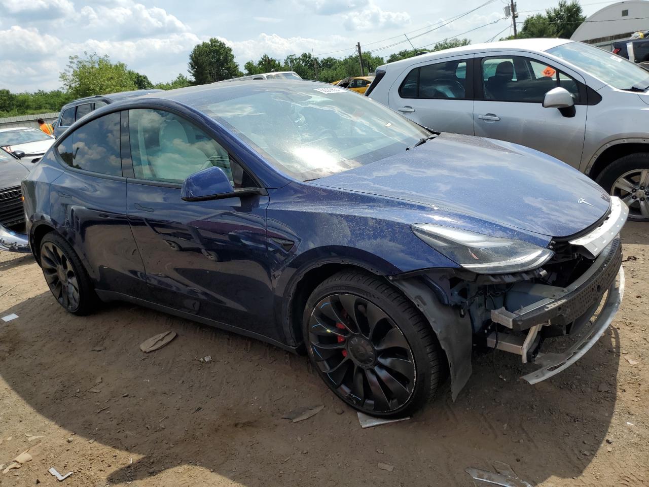 2022 TESLA MODEL Y  VIN:7SAYGDEF7NF464451
