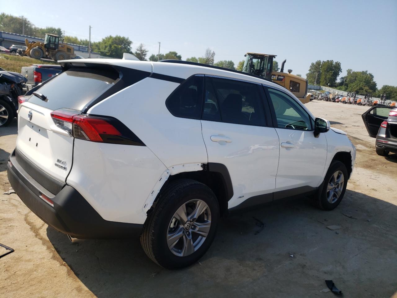 2024 TOYOTA RAV4 XLE VIN:4T3RWRFVXRU146900