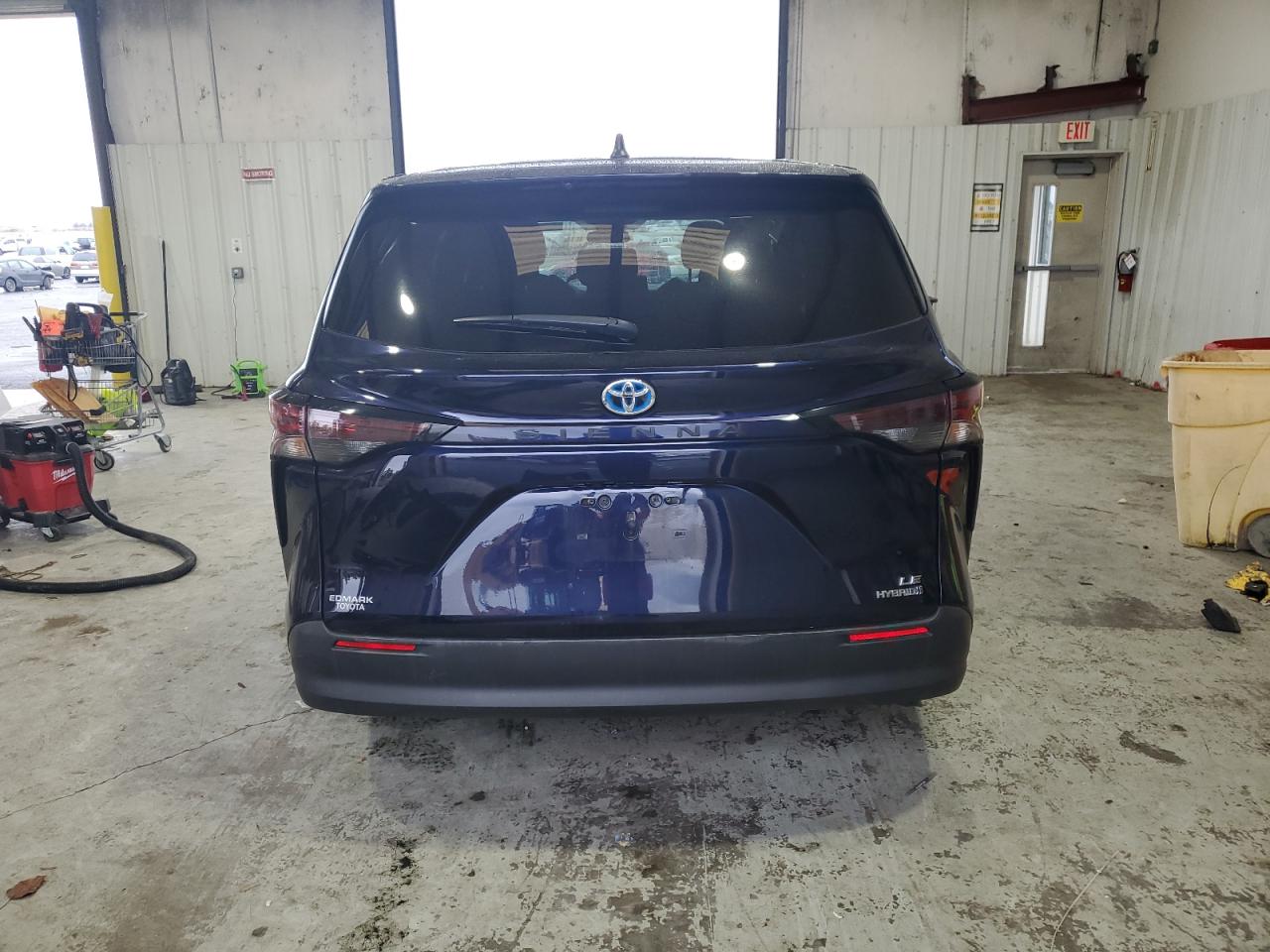 2023 TOYOTA SIENNA LE VIN:5TDKRKEC3PS146087