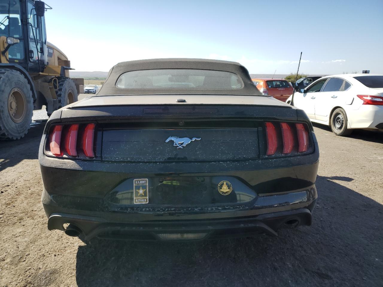 2022 FORD MUSTANG  VIN:1FATP8UH6N5104063