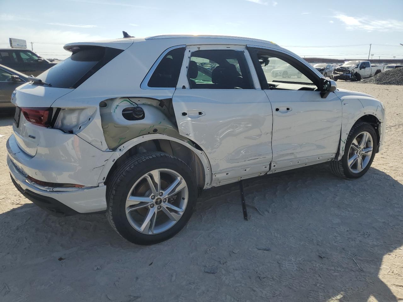 2024 AUDI Q3 PREMIUM S LINE 45 VIN:WA1DECF39R1137946