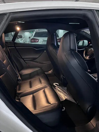 2019 Tesla Model S VIN: