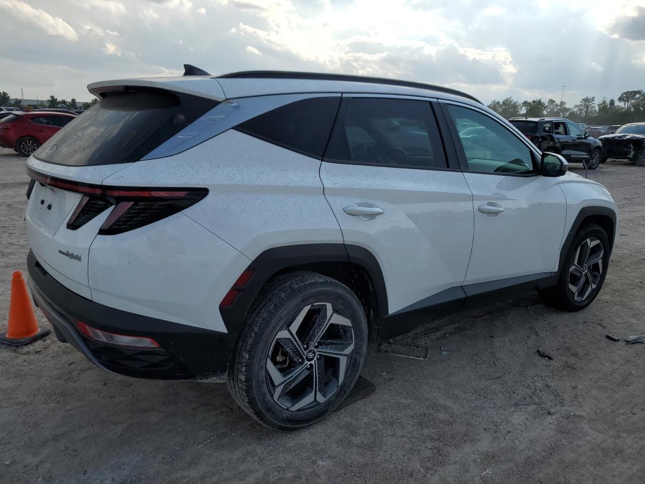 2022 HYUNDAI TUCSON LIMITED VIN:KM8JECA19NU013131