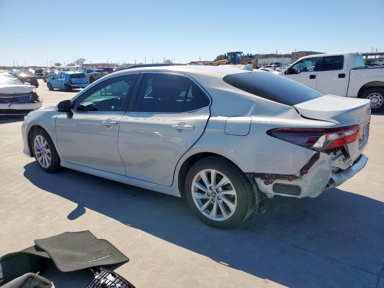 2022 TOYOTA CAMRY LE VIN:4T1C11AK5NU062280
