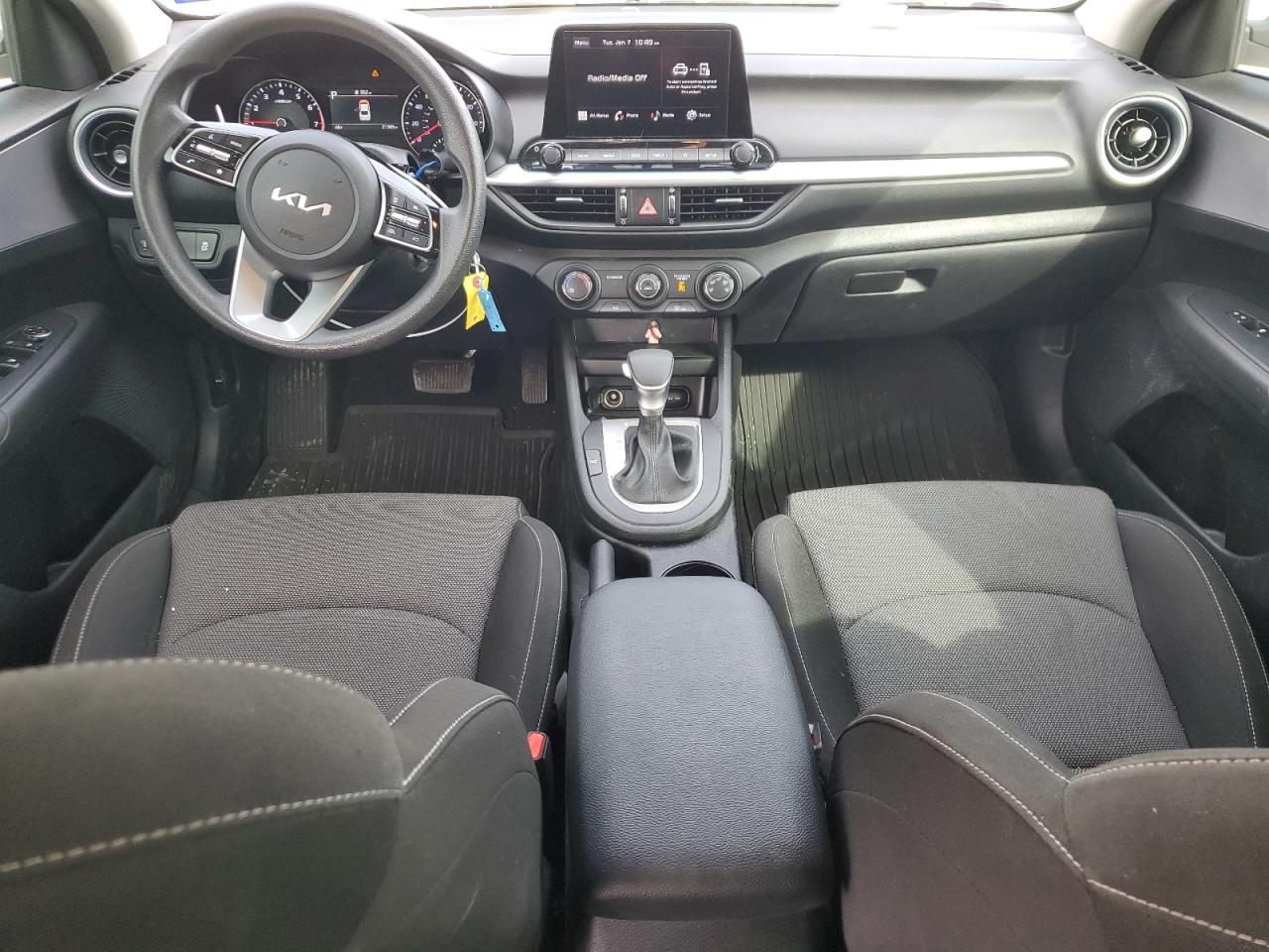2023 KIA FORTE LX VIN:3KPF24AD7PE686732