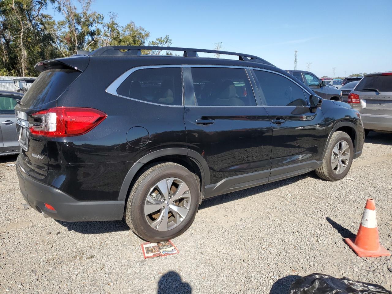 2024 SUBARU ASCENT PREMIUM VIN:4S4WMAED1R3442695