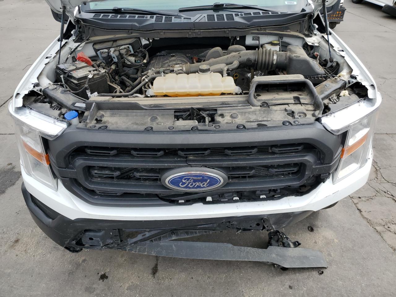 2022 FORD F150  VIN:1FTMF1CB5NKF03330