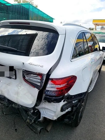 2019 Mercedes-Benz GLC 300 VIN: