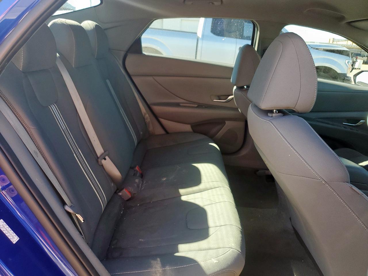 2023 HYUNDAI ELANTRA SEL VIN:KMHLM4AG5PU374252