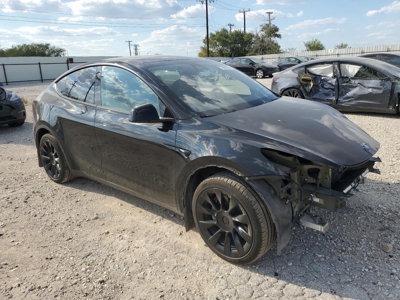 2023 TESLA MODEL Y  VIN:7SAYGDEE6PA169185