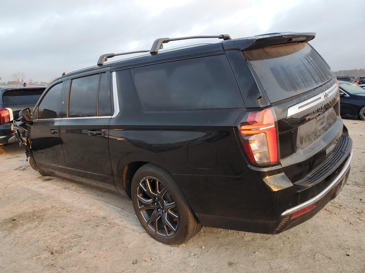 2023 CHEVROLET SUBURBAN C1500 LT VIN:1GNSCCKD1PR555635