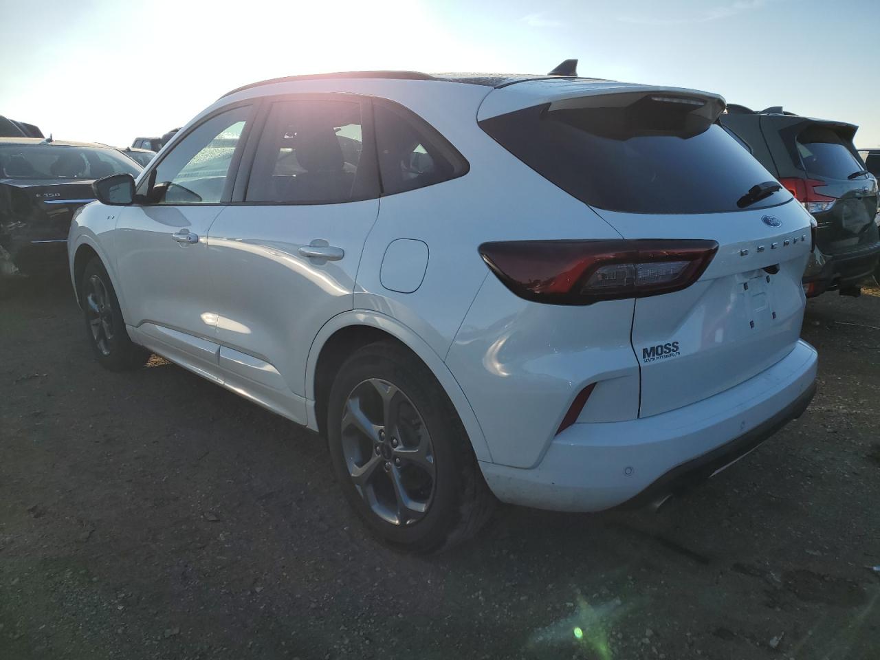 2023 FORD ESCAPE ST LINE VIN:1FMCU0MN4PUB14833