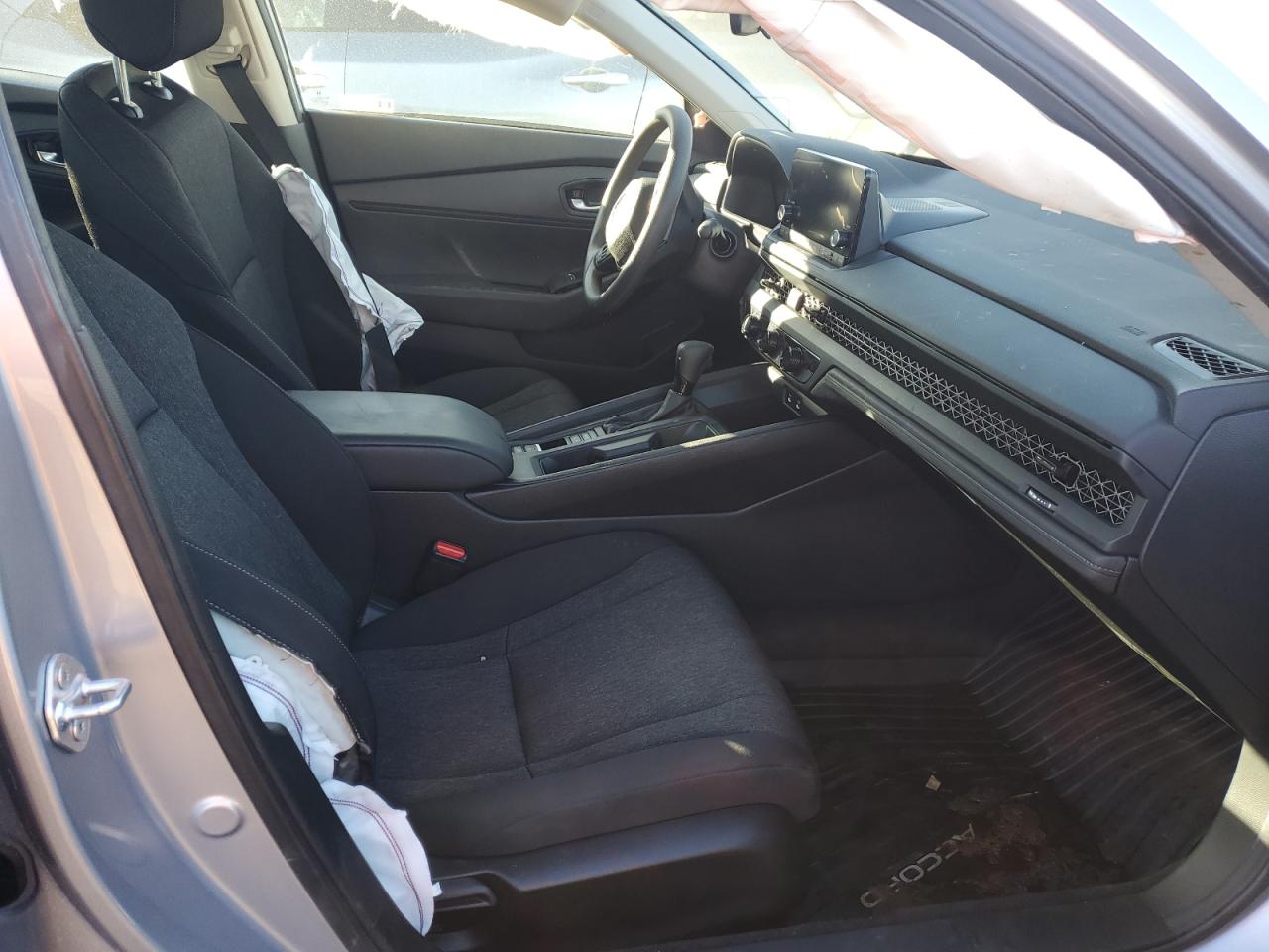 2024 HONDA ACCORD LX VIN:1HGCY1F29RA050277