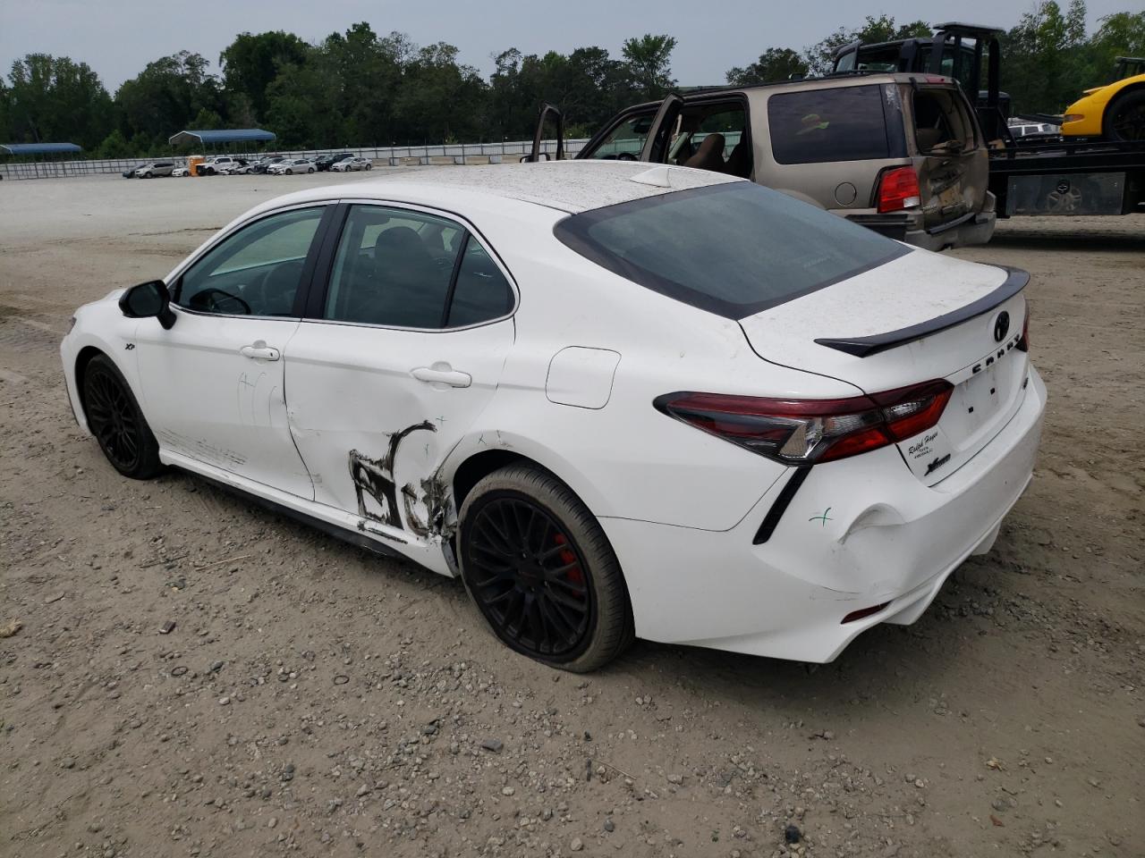 2022 TOYOTA CAMRY SE VIN:4T1T11AK4NU049049