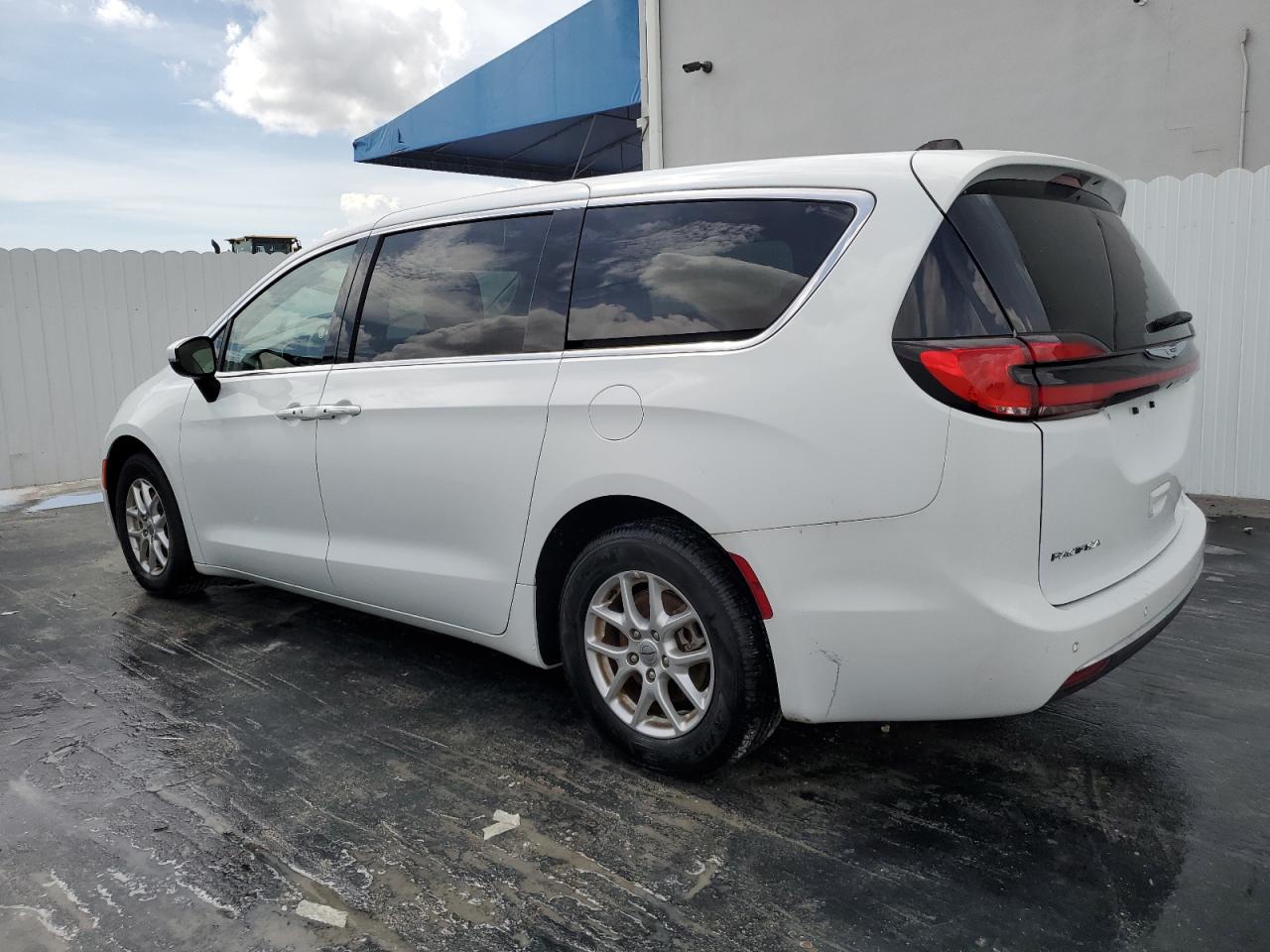 2023 CHRYSLER PACIFICA TOURING L VIN:2C4RC1BG7PR601405