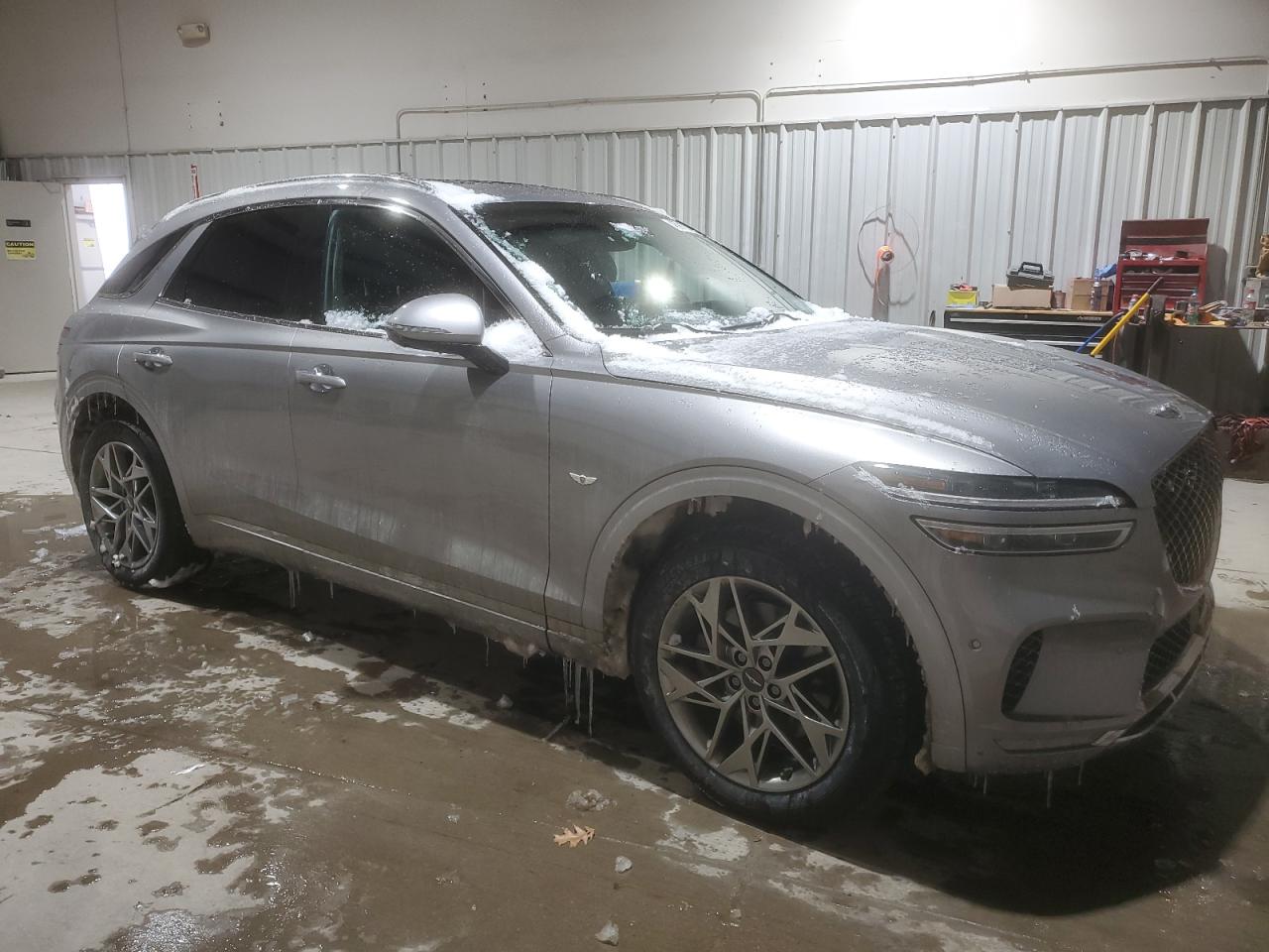 2022 GENESIS GV70 BASE VIN:KMUMADTB9NU069995