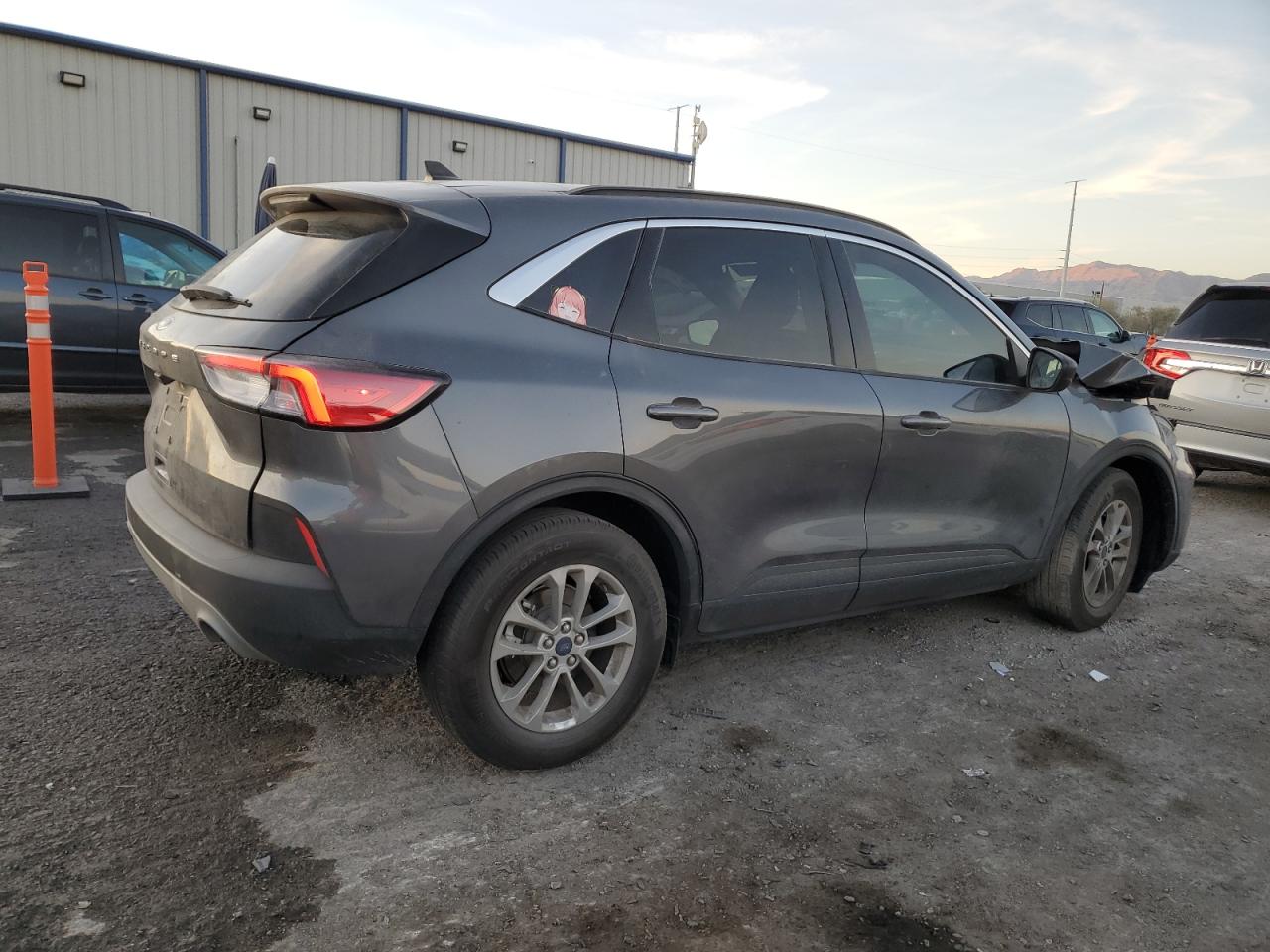 2022 FORD ESCAPE SE VIN:1FMCU0G66NUA53597