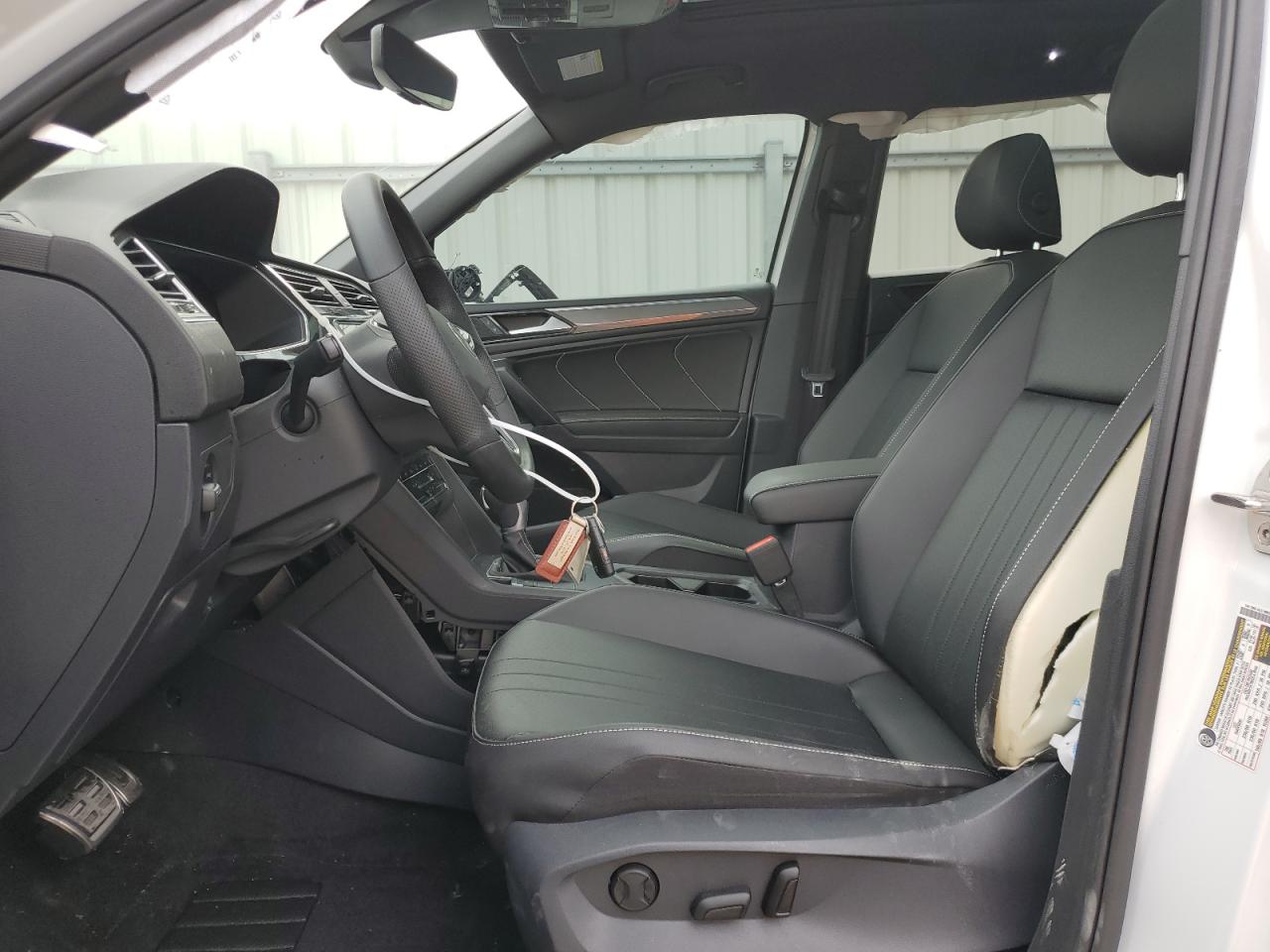 2022 VOLKSWAGEN TIGUAN SE R-LINE BLACK VIN:3VVCB7AX4NM157094