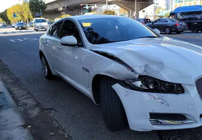2015 Jaguar XF VIN: