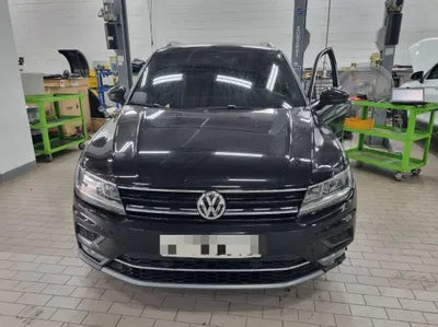2020 Volkswagen Tiguan VIN: