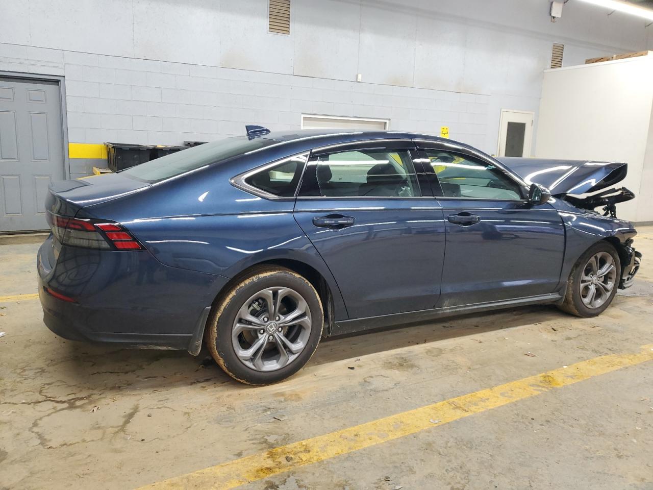 2024 HONDA ACCORD EX VIN:1HGCY1F38RA061795