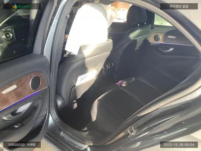 2016 Mercedes-Benz E 300 WDDZF4JB4HA058007 VIN:WDDZF4JB4HA058007