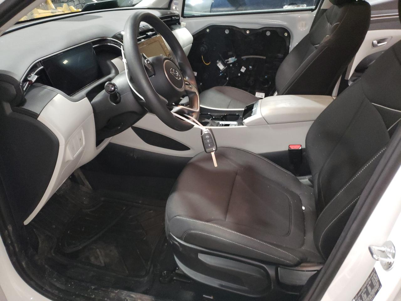 2024 HYUNDAI TUCSON SE VIN:5NMJACDE6RH431352