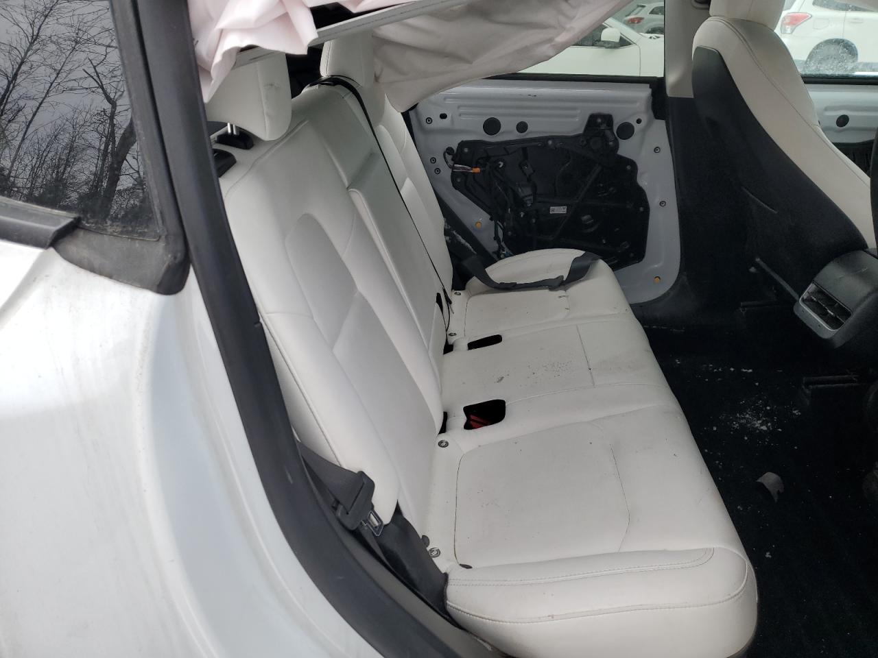 2022 TESLA MODEL Y  VIN:7SAYGDEE9NF447187