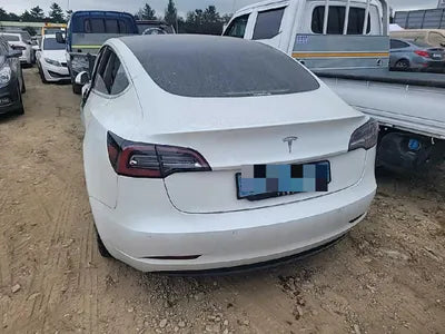 2020 Tesla Model 3 VIN: