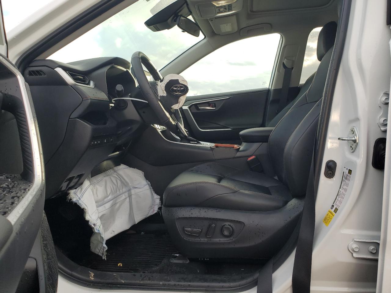 2024 TOYOTA RAV4 ADVENTURE VIN:2T3J1RFV0RW489615