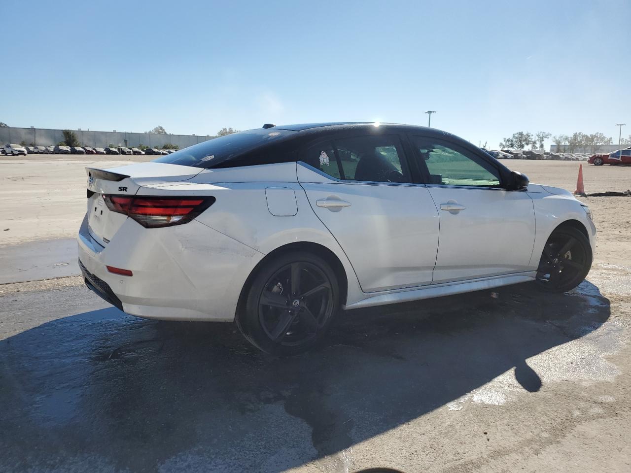 2022 NISSAN SENTRA SR VIN:3N1AB8DV5NY262843