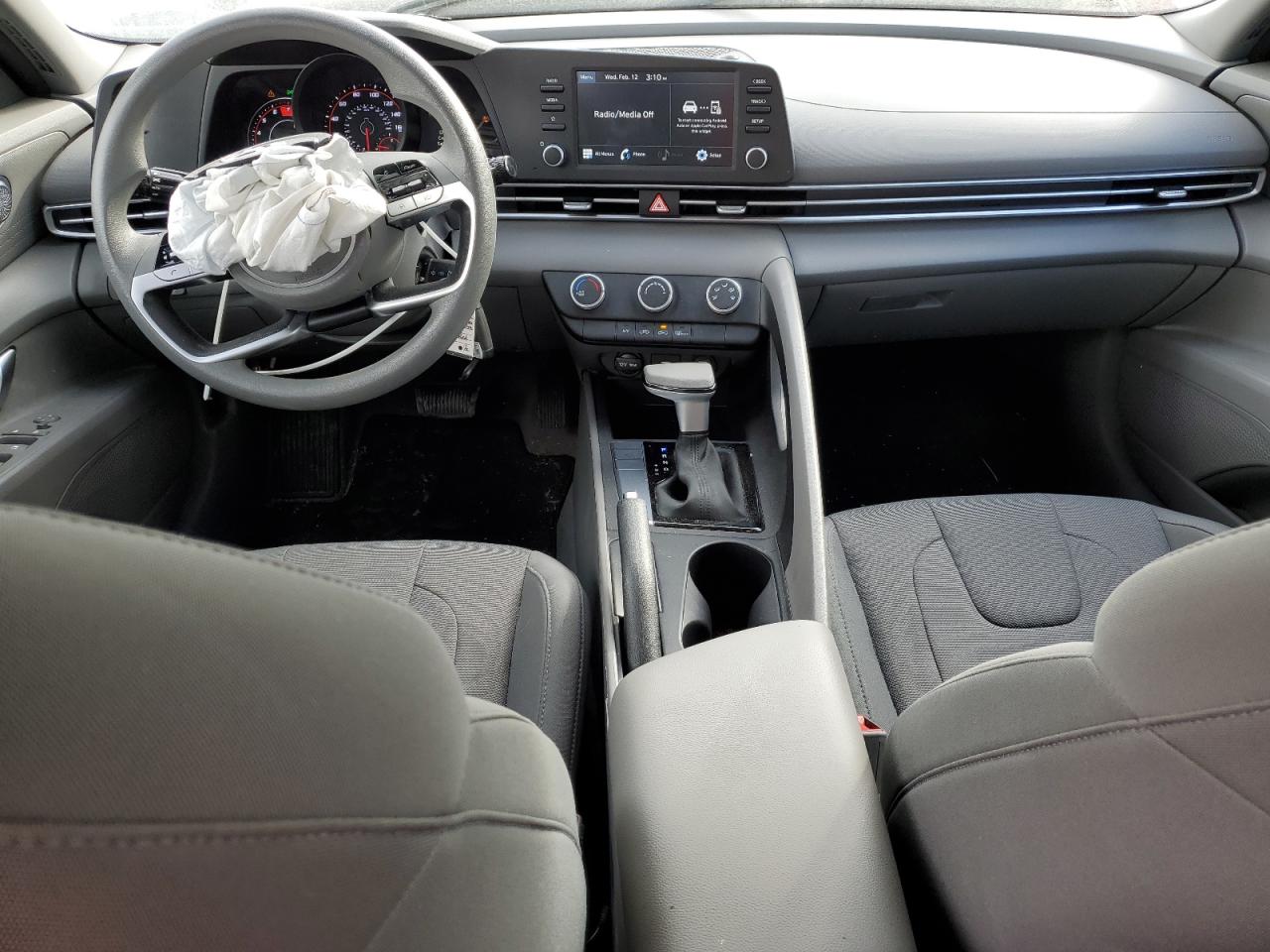 2022 HYUNDAI ELANTRA SE VIN:KMHLL4AG5NU349383