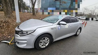 2016 Kia K5 KNAGU416BGA053303 VIN:KNAGU416BGA053303
