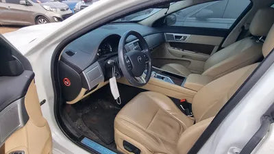 2015 Jaguar XF SAJAA05J7FDU72282 VIN:SAJAA05J7FDU72282