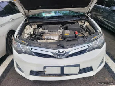2014 Toyota Camry VIN: