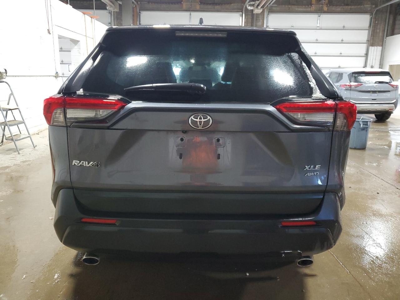 2024 TOYOTA RAV4 XLE PREMIUM VIN:2T3A1RFV3RC475063