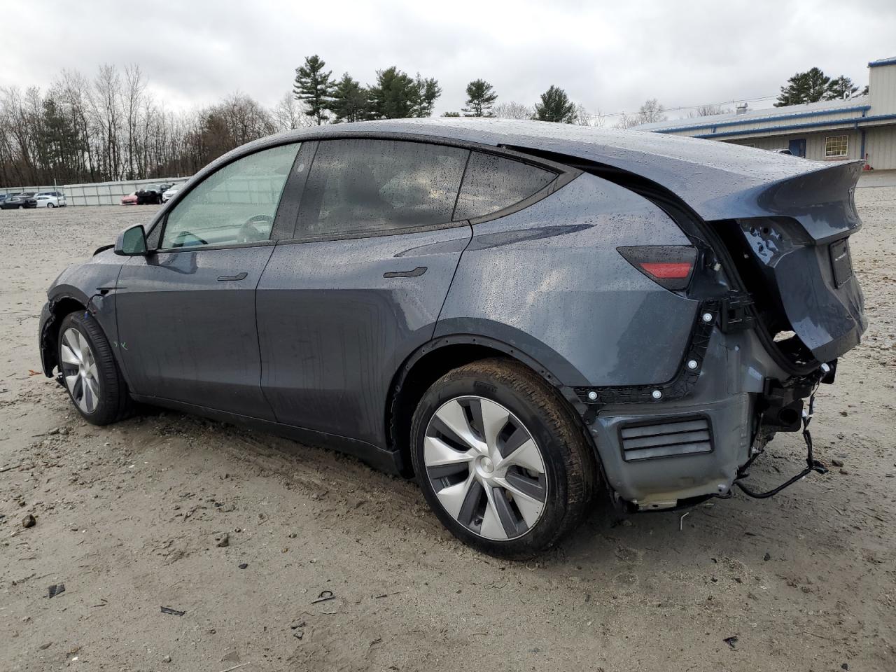 2023 TESLA MODEL Y  VIN:7SAYGDEE7PA210519