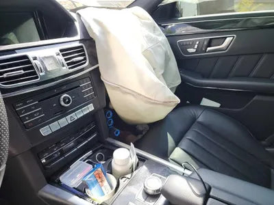 2016 Mercedes-Benz E 220 WDDHF0AB5GB301790 VIN:WDDHF0AB5GB301790