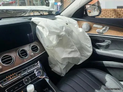 2019 Mercedes-Benz E 300 WDDZF4JB2KA672352 VIN:WDDZF4JB2KA672352