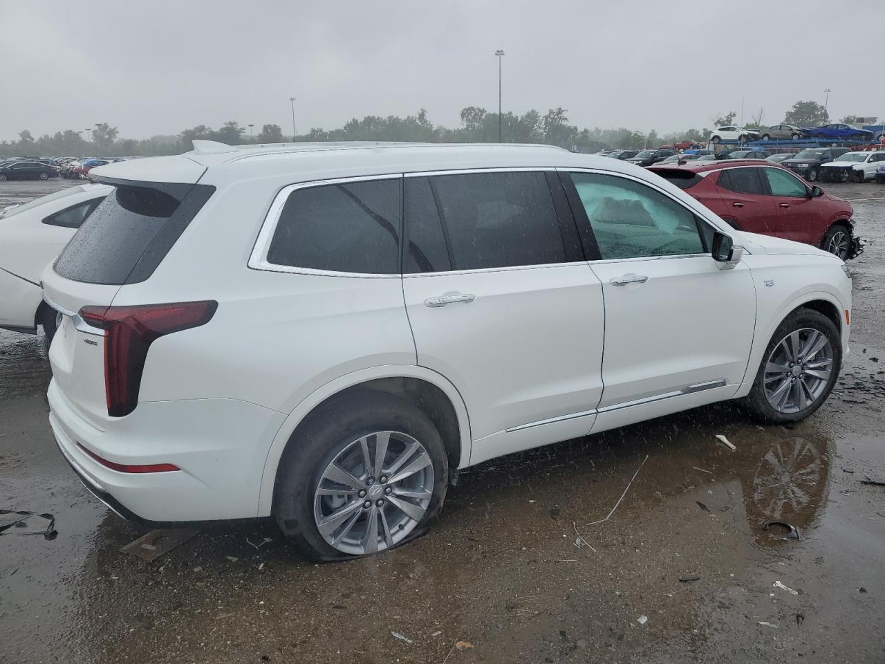 2024 CADILLAC XT6 PREMIUM LUXURY VIN:1GYKPDRS1RZ747903